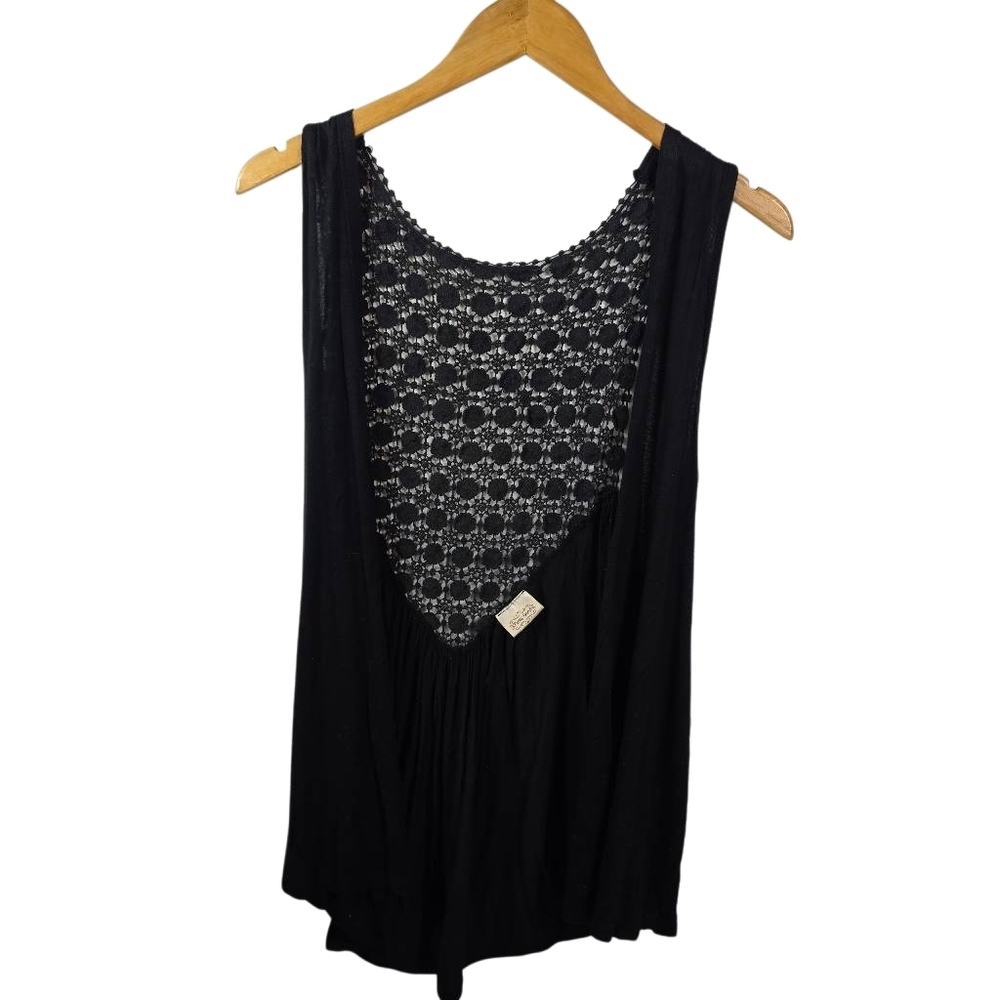 Pretty Good Black Crochet Lace  Open Fron Sleevless Cardigan Size L
